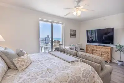 Image de Boardwalk 16th Floor Studio Sleeps 4**Updated Condo**Fall Specials