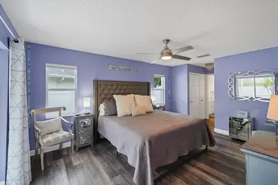 Image de Palm Aire Golf Course home in Sarasota near Benderson Park, Utc and beaches.