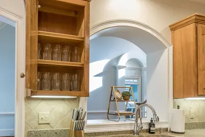 Image de Luxury Bedding~8 Beds~Fully Stocked Kitchen~Spacious Secluded Estate ~ Sleeps 13