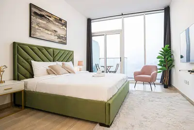 Image de Elite Lux Holiday Homes - Bloom Studio | Luxury Meets Leisure in Jvc, Dubai