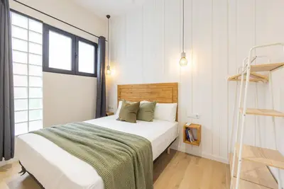 Image de The Port Beach Valencia Room Iv by Florit Flats