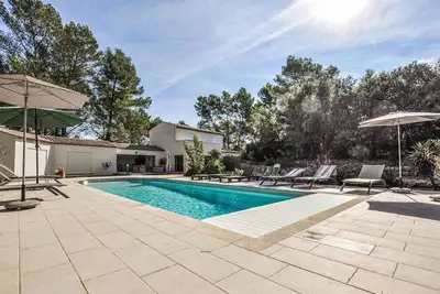 Image de Superbe maison Ă Lorgues avec jacuzzi