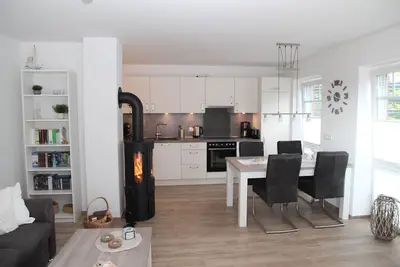 Image de Seepferdchen - Schöne Neubau-eg-wohnung im Greetsieler Grachten-park Ii!