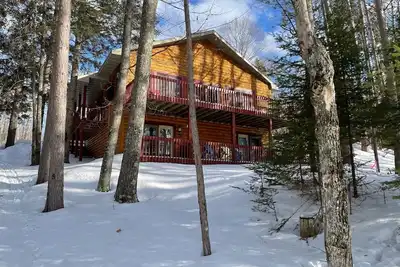 Image de Spacious lakeside cabin in the heart of the Northwoods