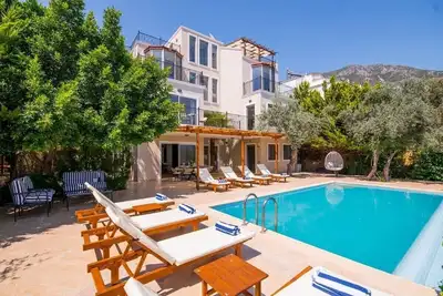 Image de Villa Husam Spacious 4 bedroom villa with Sea Views