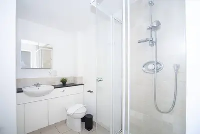 Bright 2Bed/2 Bath Apt - Tower Bridge