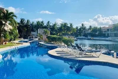 Image de Waterfront 3 Bedroom Spacious Condo