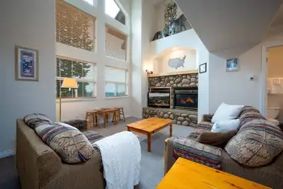 Image de Moonridge Ski Haven | Ski In and Ski Out |Ski Lift
