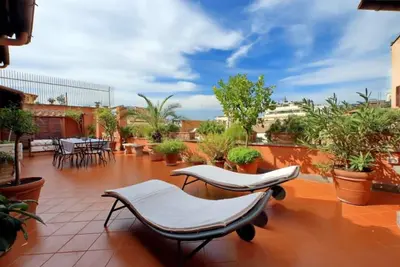 Image de TreasureRome Spanish Steps Penthouse 4br