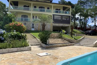 Image de Quiet farm near the water circuit