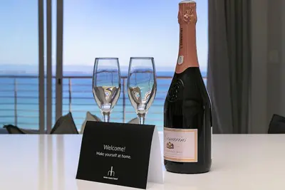 Image de Horizon Bay 1602 Lux Penthouse with amazing views by Hmh