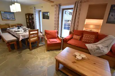 Image de Chalet de la Cîme - Trois Chambres Chalet, Couchages 11