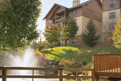 Image de Wyndham Smoky Mountain 2 Bedroom 2 Bath sleeps 8. Near Dollywood.