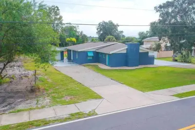 Image de 2br Orlando Escape |Close to Disney + Pet-Friendly