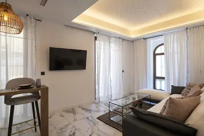 Image de Folklore | Palatine Concept Suites | Luxury Apartments in Granada Center