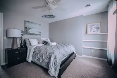 Image de New Niagara Modern Comfy Home