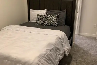 Image de Buckhead Hidden Gem Spacious Home!