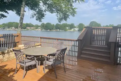 Image de Spacious Lake Front Home with Private Dock On Lake Morse- Amazing Views!
