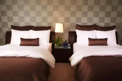 Unwind and Recharge! 3 Amazing Rooms w/ Balcony | Close to Miami Int'l Airport