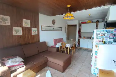 Image de Bel Appartement 6p, 2 étoiles, Près des pistes avec Balcon - Montgenèvre Village