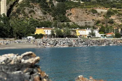 Villa em Board de Mer  avec Grand Jardin Privé