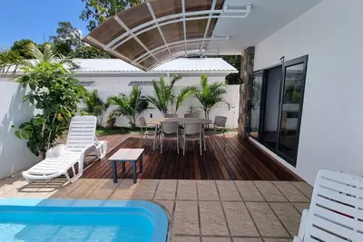 Image de Villa with pool 5 minutes from the beach!