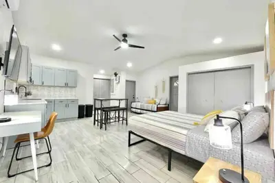 Image de Studio Orlando Stay | Parking, Wi-Fi + Comfort