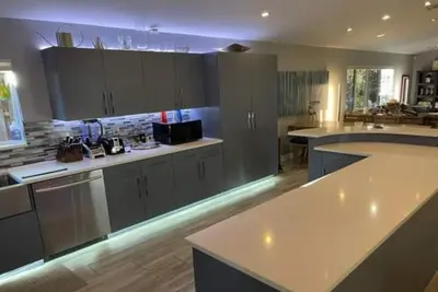 Image de Entire Pool House Close to Beach