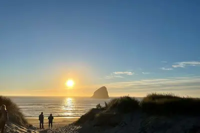 Image de Pacific City Serenity: Private Path to Beach
