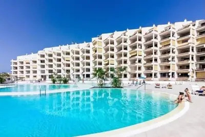 Image de Appartements de luxe de Saint-Marin et vue sur la piscine
