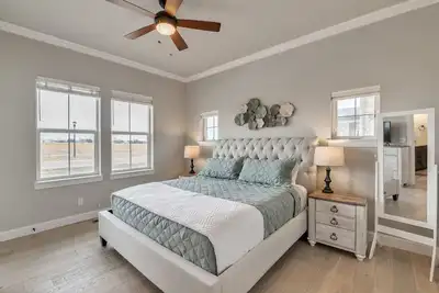 Image de New, High-end Townhouse w\/ Garage. Quick walk to Tpc Colorado Golf Course