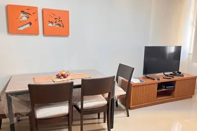 Image de Apto com WiFi e ótima localização, Laranjeiras/Rj