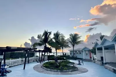 Image de This is a great vacation home with oceans views