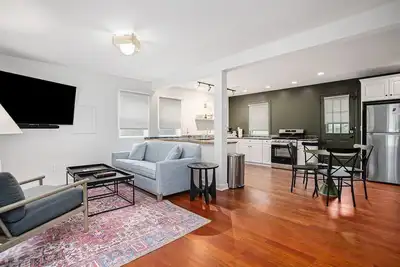 Image de The Neighborhood Hotel Grand Beach Cottage 13 - King, Queen, & Twin Bed, Pet Friendly