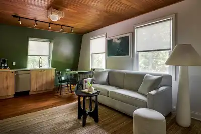 Image de The Neighborhood Hotel Grand Beach Suite 9 - Two Bedroom