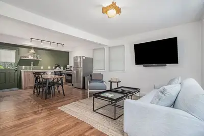 Image de The Neighborhood Hotel Grand Beach Cottage 14 - Queen, (2) Twin Beds Upstairs, Pet Friendly
