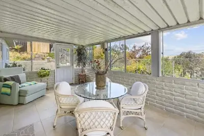 Image de Bluff Bungalow / View / 3 mi to beach / King bed / Pet friendly