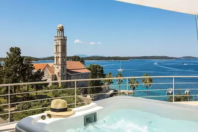 Image de Exclusive Hvar Villa | 6 Bedrooms | Villa Serenity by the Sea | Incredible Sea & Monument Views | Jacuzzi