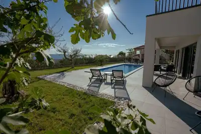 Image de Maison de vacances Rtina pour 1 - 10 personnes avec 5 chambres à coucher - Maison de vacances
