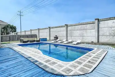 Image de Home with private pool rents for longer term stay