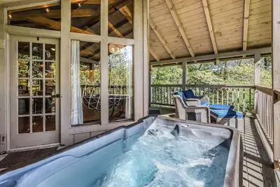 Image de Firefly Lookout: Pet Friendly, Free Attraction Tickets, Hot Tub & Fireplace