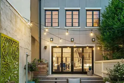 Image de Luxurious Mansion in Logan Circle~Private Parking