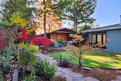 Image de Modern Fully Remodeled, Relaxing Garden w/ Outdoor Sauna, 3br in Ballard