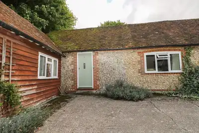 Image de Byre Cottage 3, family friendly, with pool in Storrington