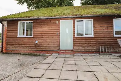 Image de Byre Cottage 5, family friendly, with pool in Storrington