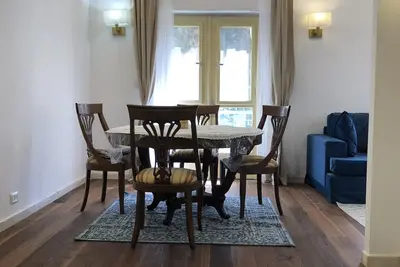 Image de Elegant sunny home in central jerusalem