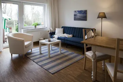 Image de Apartment with private wooden terrace and beach chair