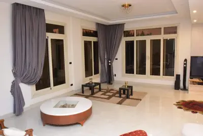 Image de 3 Bedroom Villa 10mins to Airport & Cfc