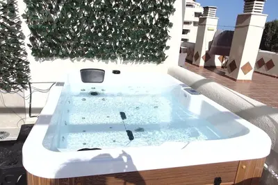 Image de Benalmadena Frontbeach. Jacuzzi. 2 Big Terraces. Pools - 505