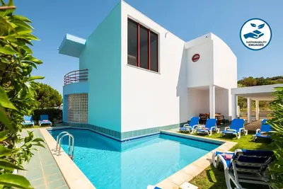 Image de Unique villa w/ heatable pool by the Marina